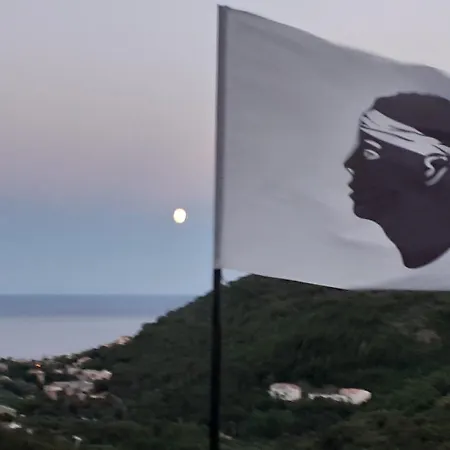 Apartamento Cap Corse Uribellinu 1, Petit Dejeuner *