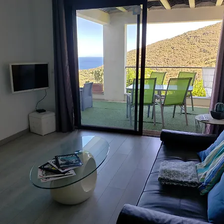 Cap Corse Uribellinu 1, Petit Dejeuner Apartamento *