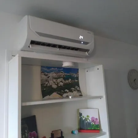 Cap Corse Uribellinu 1, Petit Dejeuner Lägenhet