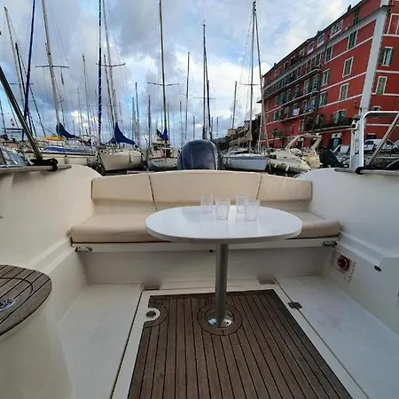 Cap Corse Uribellinu 1, Petit Dejeuner Partine