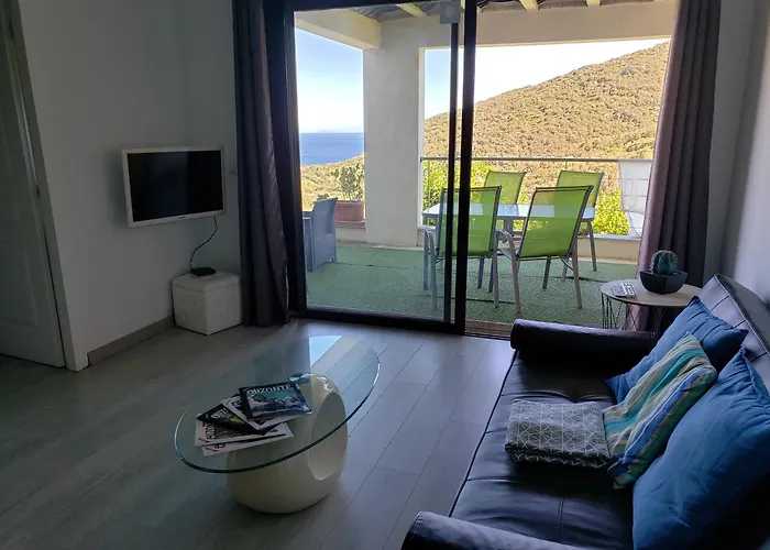 Cap Corse Uribellinu 1, Petit Dejeuner Apartment *